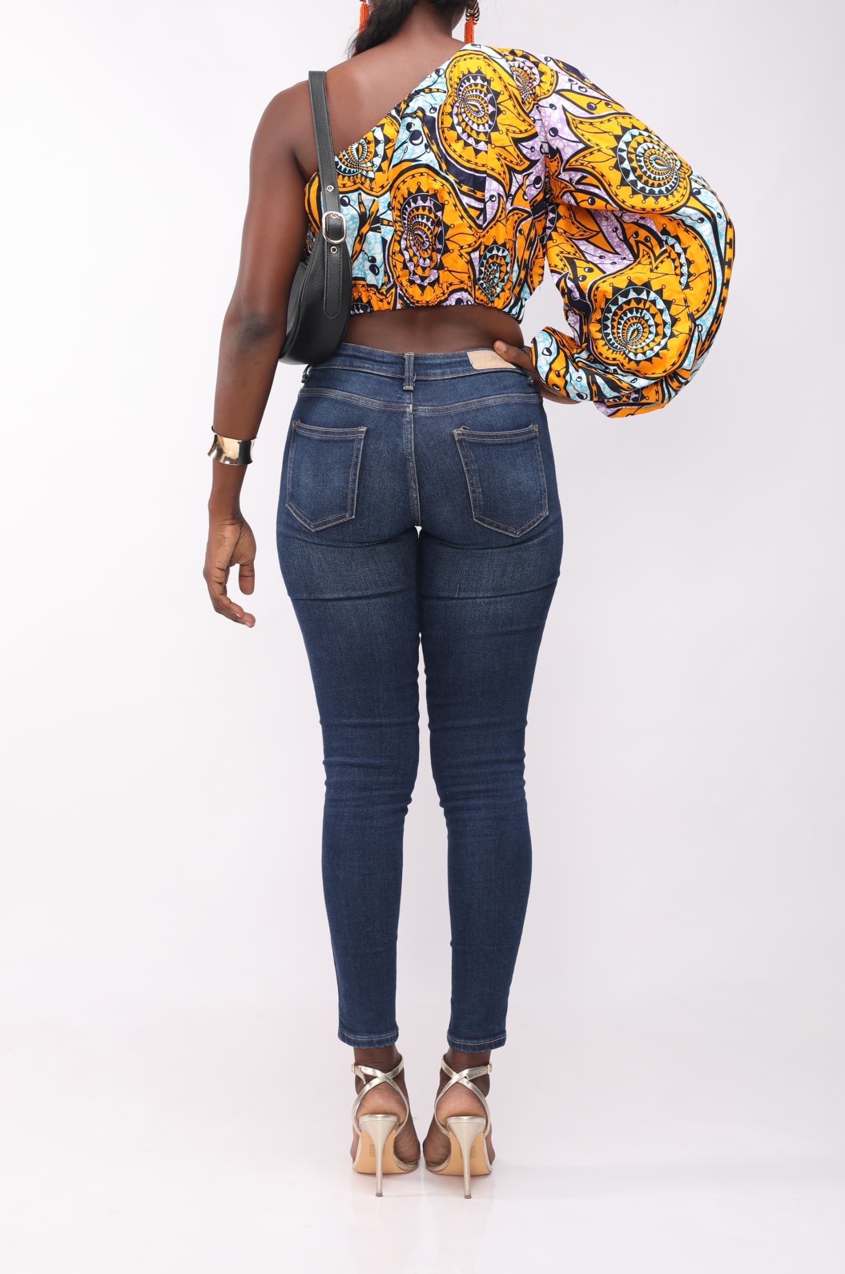 "Machinda" Asymmetric Crop Top